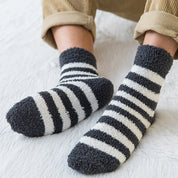 Men's Striped Fluffy Winter Socks - Coral Velvet