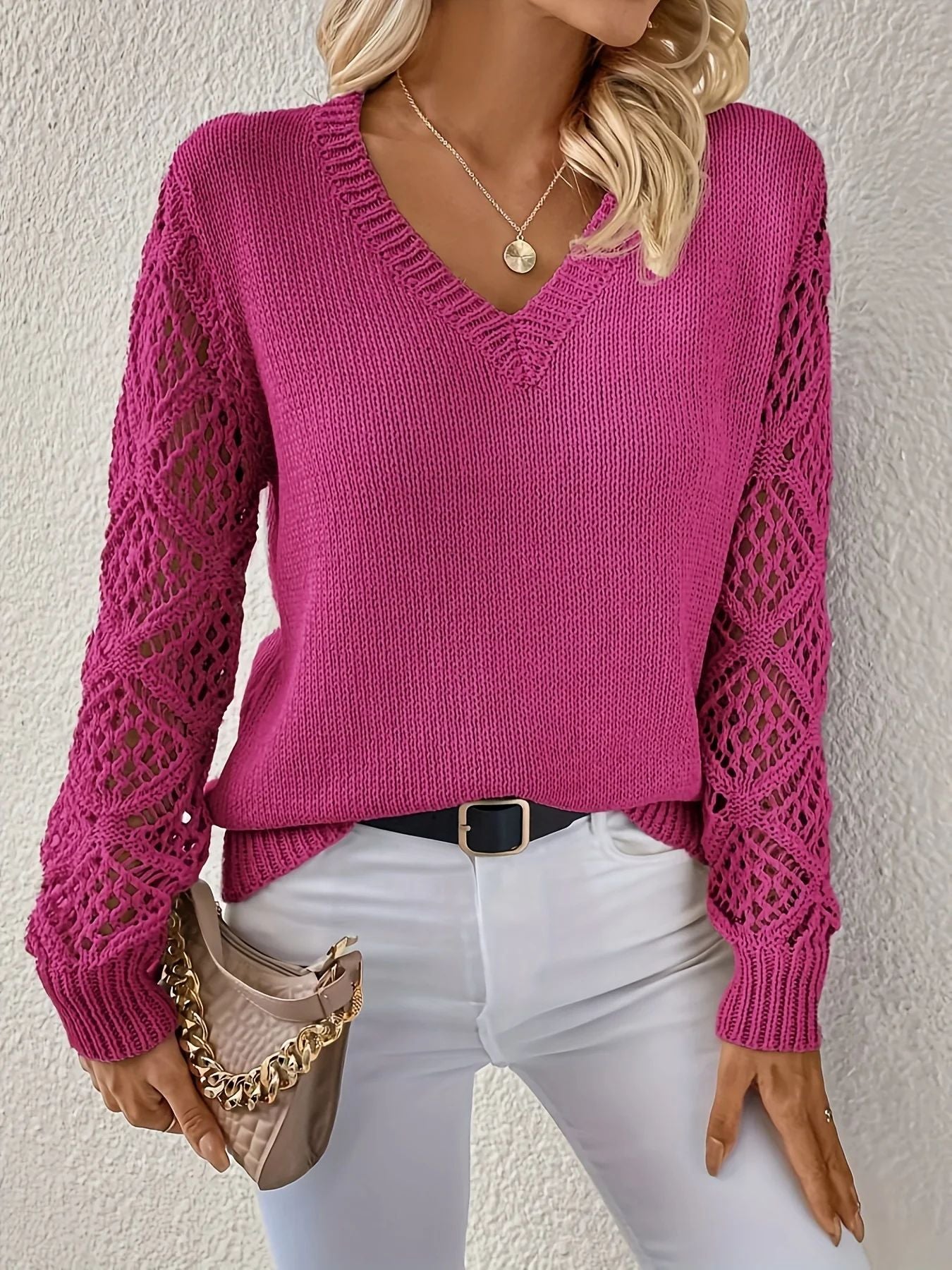 Chic Crocheted Sweater for Women – Cozy Style with Timeless Craftsmanship