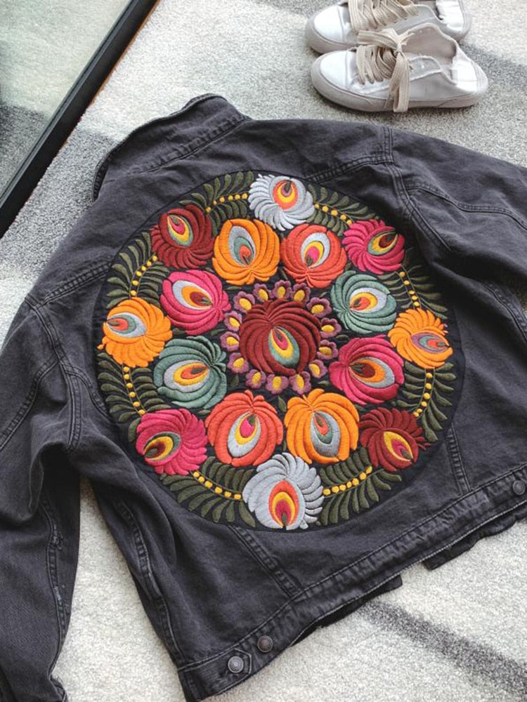 Women’s Denim Jacket | Vintage Charm Meets Modern Flair