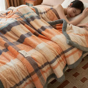 JUANNAI Sherpa Fleece Throw Blanket – Reversible, Soft & Fluffy Plaid